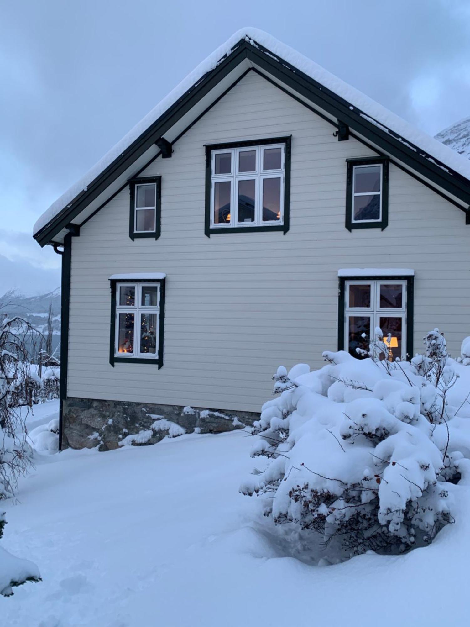 Flo * Stryn